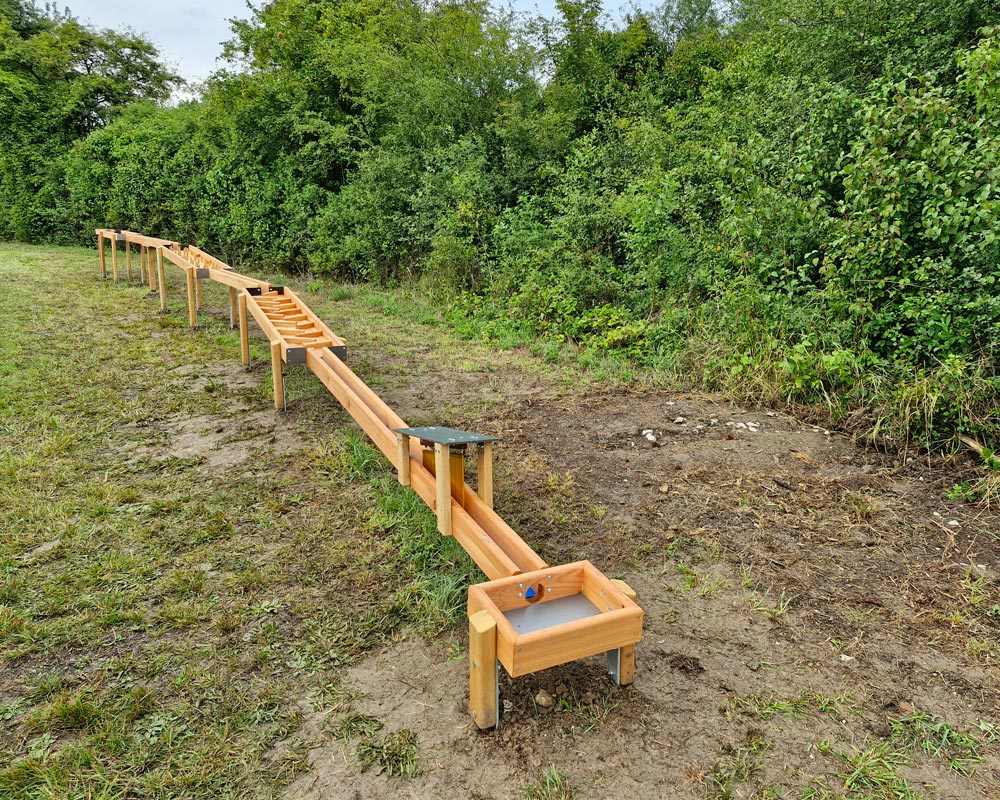 Kugelbahn aus Holz